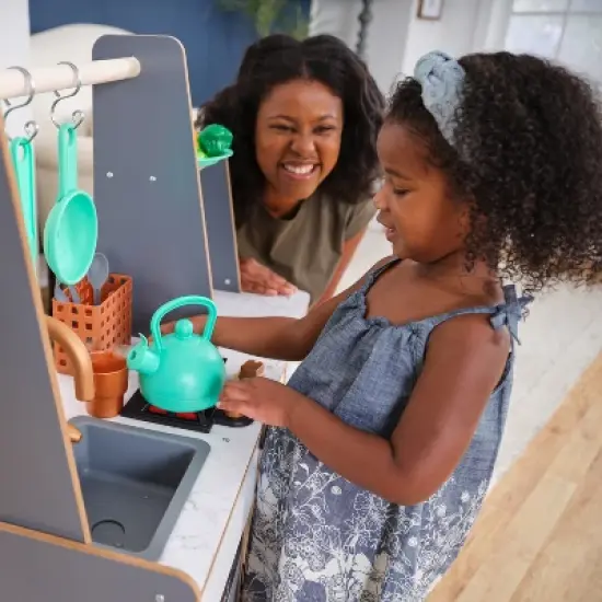 KidKraft Steam & Clean Wooden Play Kitchen image {8}