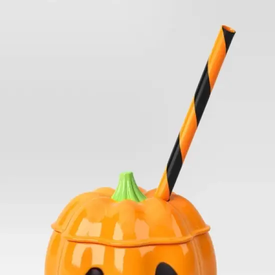 12 fl oz Halloween Figural Pumpkin Tumbler - Hyde and EEK! Boutique&trade; image {2}