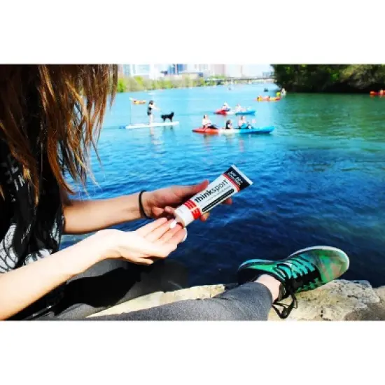 thinksport Mineral Sunscreen Water Resistant Lotion - SPF 50 image {7}