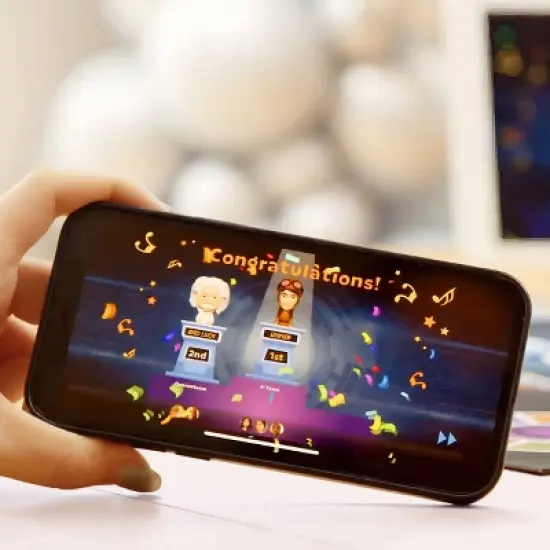 Outsmarted! The Live Quiz Show Game: Qplay Educational Memory Skills Board Game for 2+ Players image {3}