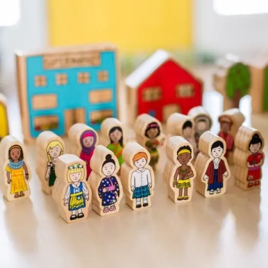 Kaplan Early Learning Children Around the World Wooden Figures - Set of 17 image {4}