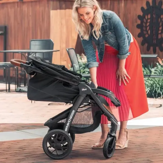 Chicco Bravo Primo Trio Travel System - Springhill image {4}