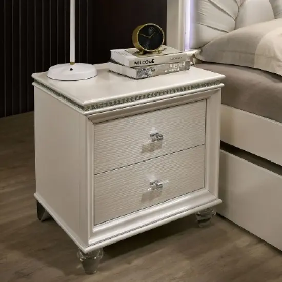 3pc Fosset Bedroom Set with 2 Nightstands Pearl White - HOMES: Inside + Out image {1}