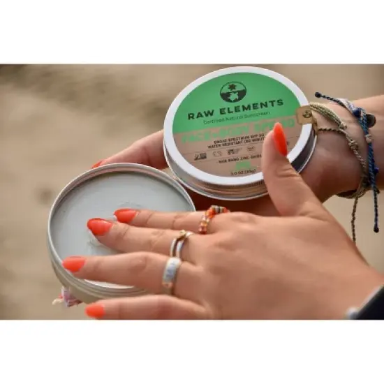 Raw Elements Face and Body Mineral Sunscreen Tin - SPF 30 - 3oz image {14}