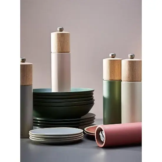 Peugeot | Boreal Pepper Mill, Wood, Hazelnut, 21 cm - 8 in image {4}