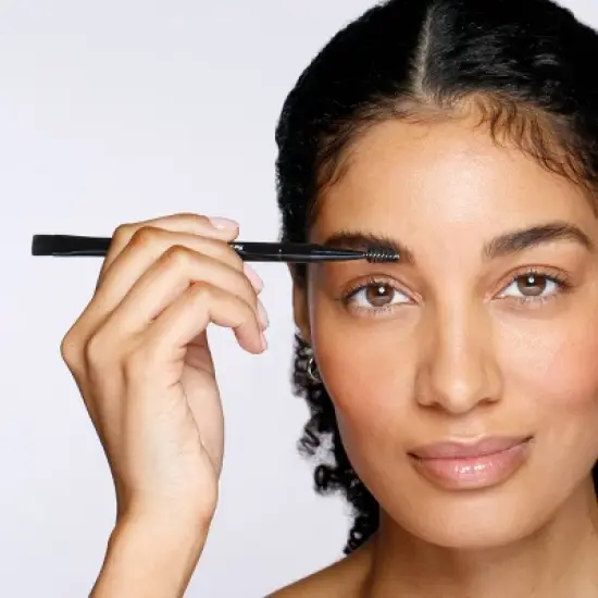 Tweezerman Flat Brow Brush & Spoolie image {5}