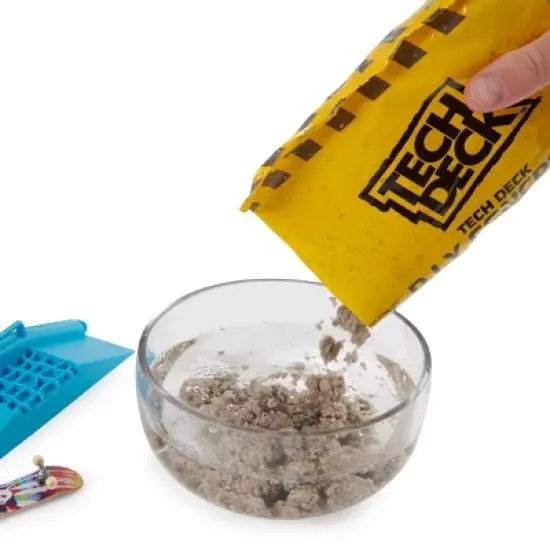 Tech Deck D.I.Y Concrete Reusable Modeling Playset image {1}