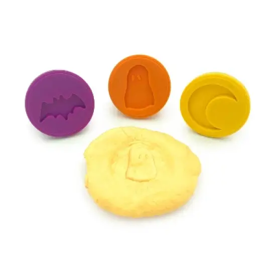 Innovative Designs 3pk Glow in the Dark Dough with Stampers Peanuts 3pk image {3}