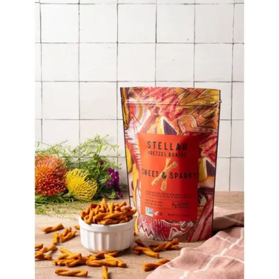 Stellar Snacks Sweet & Sparky Pretzel Braid - 12oz image {2}