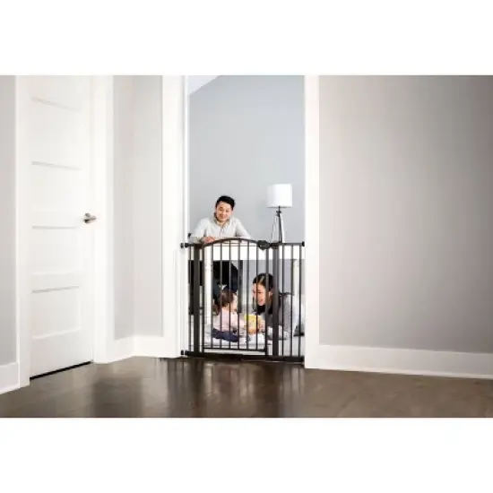Regalo Bronze Arched Decor Safety Gate image {4}