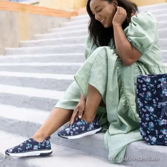 Vera Bradley VB Cloud 2-Mile Slip-On Shoe image {7}