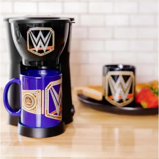 Uncanny Brands WWE Coffee Maker Gift Set with 2 Mugs - Caffeinate Like A Champion image {3}