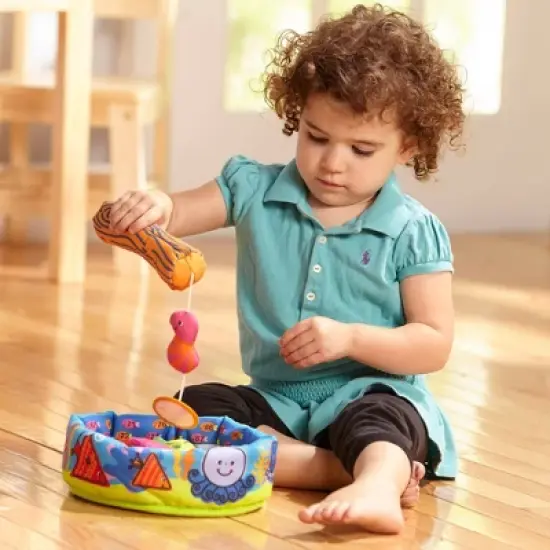Melissa & Doug K's Kids Fish and Count Learning Game With 8 Numbered Fish to Catch and Release image {1}