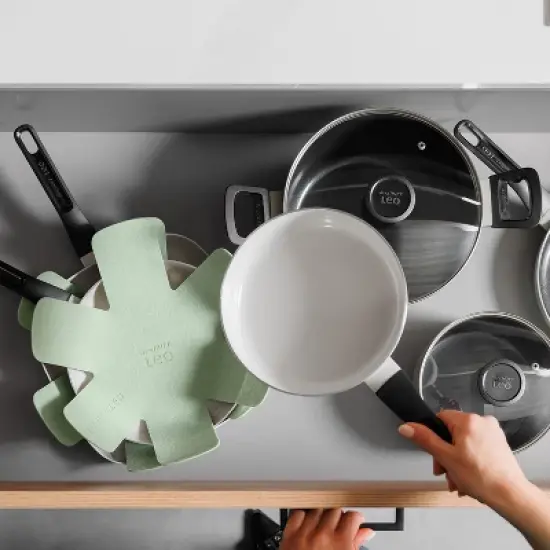 BergHOFF Leo Glints Nonstick Ceramic Pancake Pan 9.5", Recycled Aluminum, Spirit image {6}