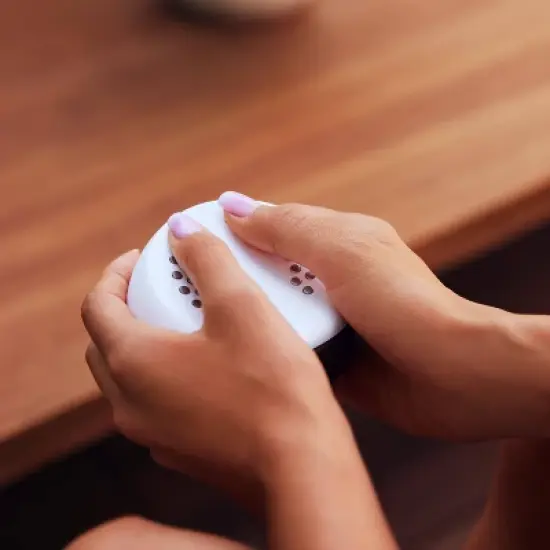 Hyperice Core Premium Smart Meditation Trainer image {4}