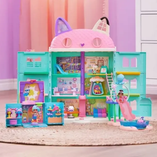 Gabby's Dollhouse Pool Playset image {8}