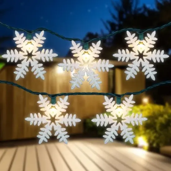 Northlight 10-Count White Glittered Snowflake Christmas Light Set, 6ft Green Wire image {1}