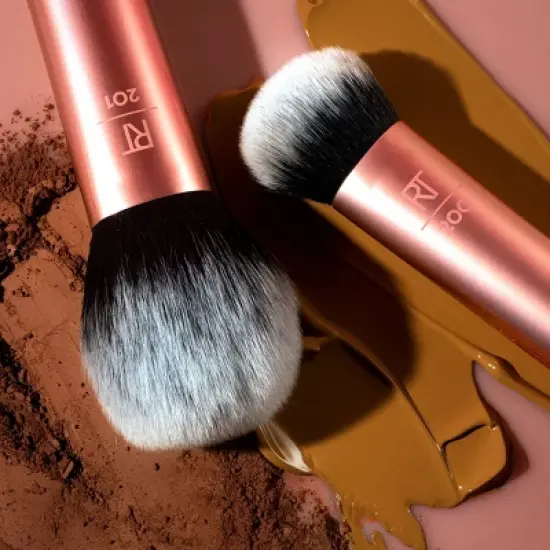Real Techniques Expert Face Makeup Brush image {4}