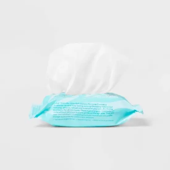 Everyday Ultra-Soft Makeup Remover Cleansing Towelettes - Scented - up&up&trade; image {2}