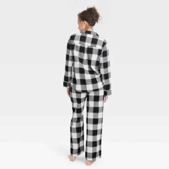 Women's Flannel Pajama Set - Stars Above&trade; image {1}
