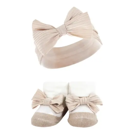 Hudson Baby Infant Girl Headband and Socks Giftset, Taupe Pink, One Size image {2}