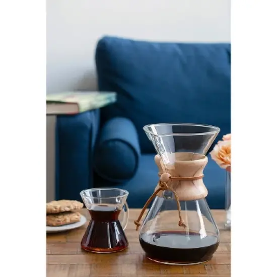 Chemex Pour-Over Glass Coffeemaker - Classic Series - 6-Cup - Exclusive Packaging image {3}