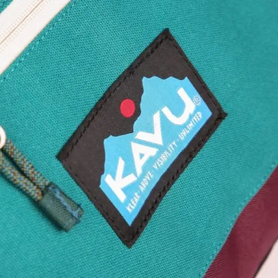 KAVU Little Feller Duffle Bag Convertible Backpack With Detachable Shoulder Straps image {3}