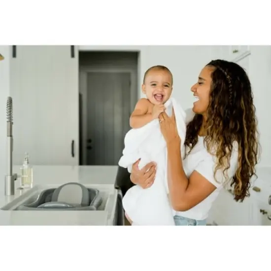 The First Years Renewed Sure Comfort Baby Bath Tub image {8}