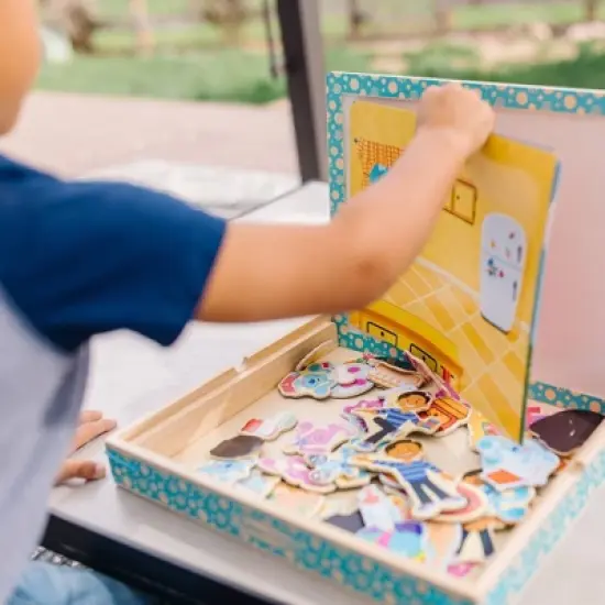 Melissa & Doug Blues Clues & You! Wooden Magnetic Picture Game image {7}