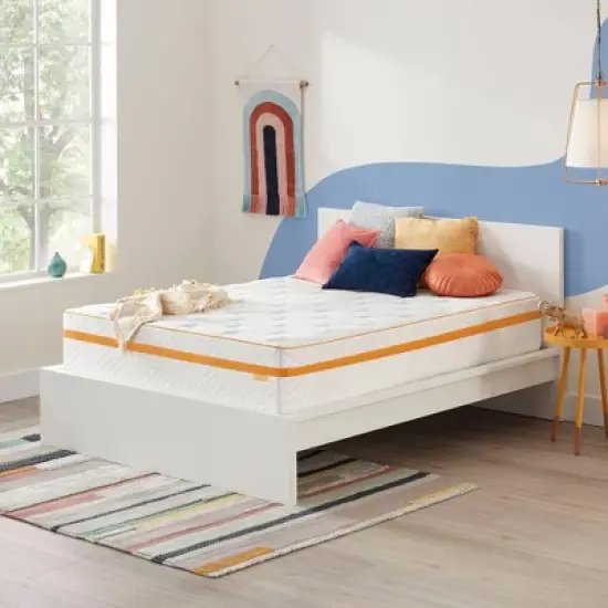 Simmons Plush 12" Hybrid Mattress image {2}