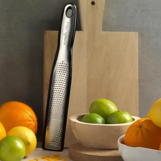 Microplane Elite Series Grater Zester image {3}