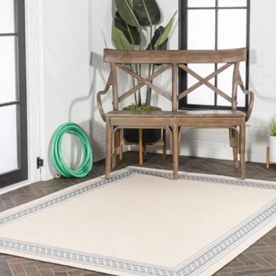Lucia Classic Diamond Border Indoor/Outdoor Area Rug - JONATHAN Y image {5}