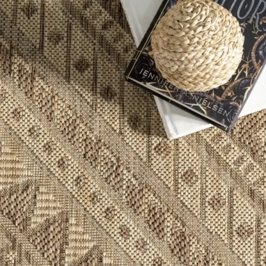 nuLOOM Landry Aztec Indoor and Outdoor Area Rug image {5}