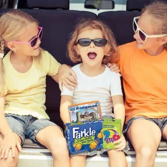 Farkle Dice Rolling - Risk Taking Dice Game: PlayMonster, Creative Thinking, Classic Game, 2+ Players image {2}