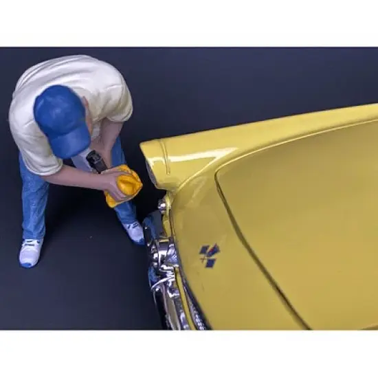 "Weekend Car Show" Figurine VI for 1/18 Scale Models by American Diorama image {1}