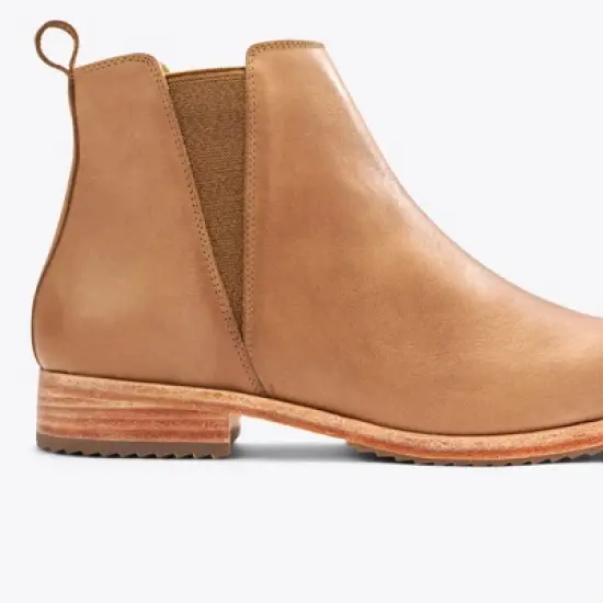 Nisolo Sustainable Women's Classic Chelsea Boot image {7}