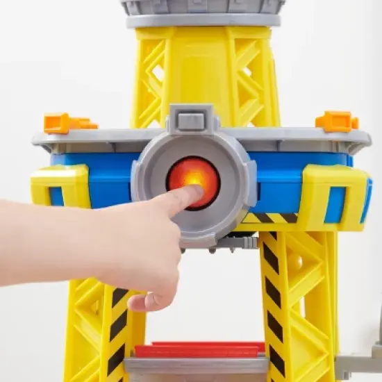 Rubble & Crew Rubble Barkyard Toy Vehicle Playset image {2}