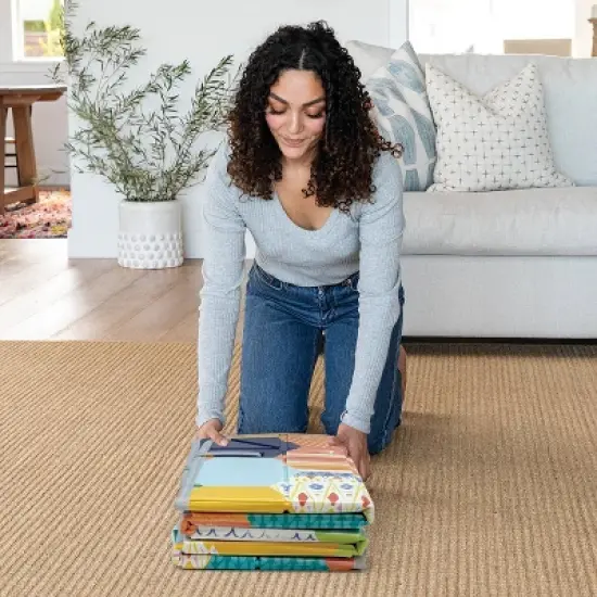 Infantino Go Gaga! Foldable Soft Foam Mat image {1}