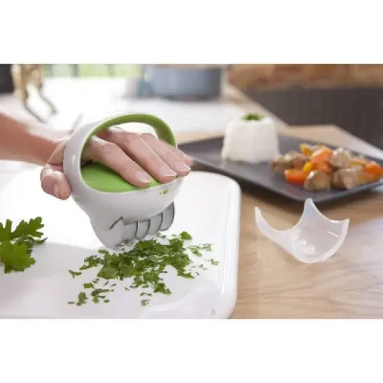 ZYLISS FastCut Herb Tool: Stainless Steel Kitchen Gadget with Ergonomic Soft-Grip Handle, 4 Blades, Dishwasher-Safe image {3}