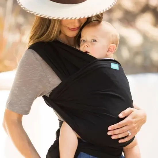 Moby Evolution Wrap Baby Carrier image {6}