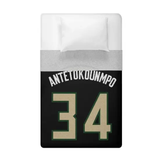 Sleep Squad Milwaukee Bucks Giannis Antetokounmpo 60 x 80 Rachel Plush Jersey Blanket image {3}