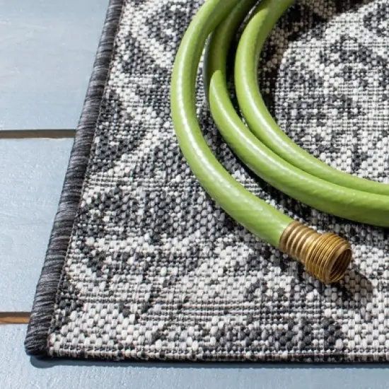 Courtyard CY8380 Power Loomed Indoor/Outdoor Area Rug  - Safavieh image {2}