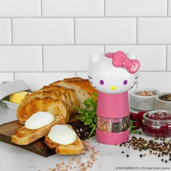 Uncanny Brands Hello Kitty Salt and Pepper Grinder image {6}