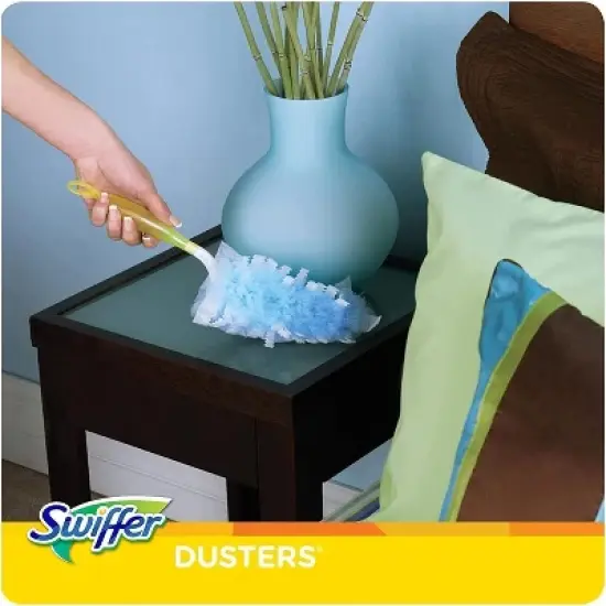 Swiffer Dusters Refill Kit with Handle image {1}