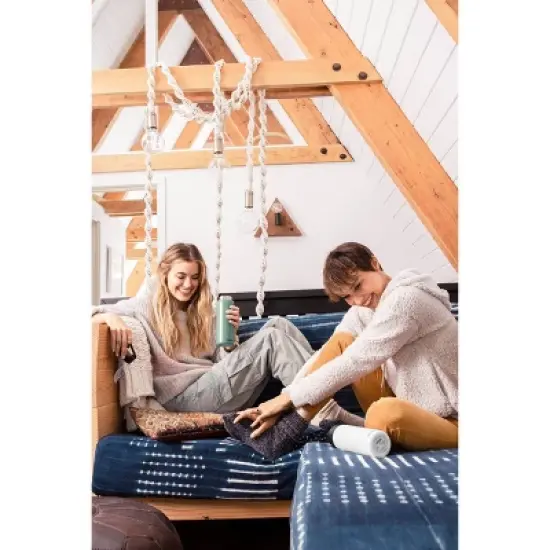 CamelBak 20oz Vacuum Insulated Stainless Steel Water Bottle with Carry Cap image {3}