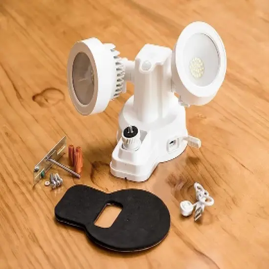 Wasserstein 3-in-1 Floodlight, Charger and Mount for Arlo Ultra/Ultra 2 and Pro 3/Pro 4/Pro 5s - Turn Your Camera into a Floodlight (Camera Not Included) image {3}