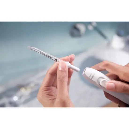 Philips Sonicare Power Flosser Tip Standard - HX3042/00 - 2pk image {4}