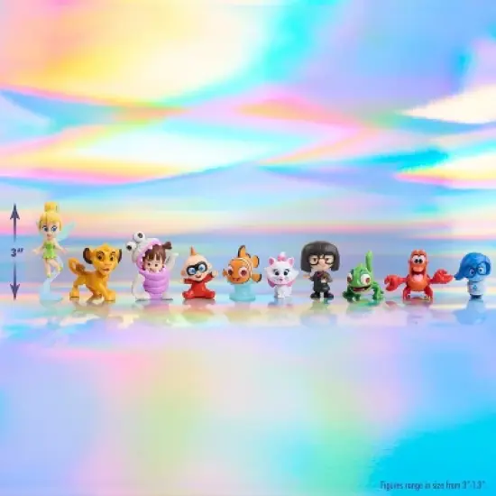 Disney100 Years of Small But Mighty Celebration Collection Figure Pack image {4}
