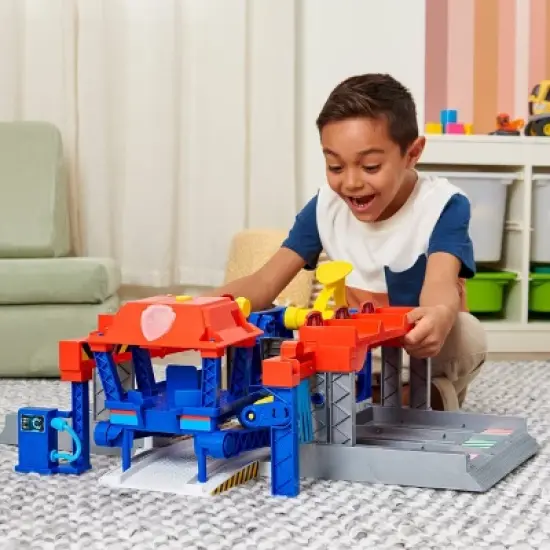 PAW Patrol Big Truck Pups Truck Stop HQ Transforming Playset image {1}