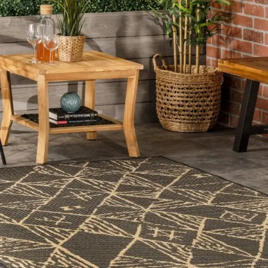nuLOOM Marlow Geometric Aztec Indoor and Outdoor Patio Area Rug image {8}